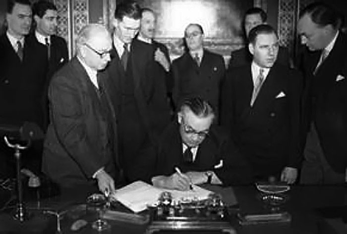 firma trattato di pace Parigi 1947 Free Territory of Trieste